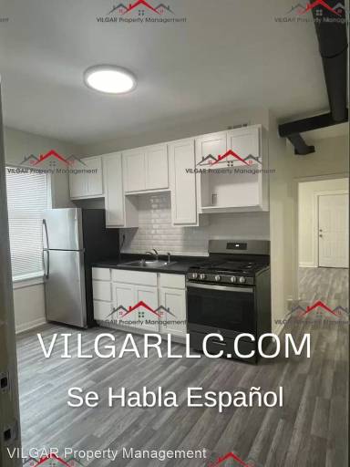 Main picture of 4001 Pulaski St