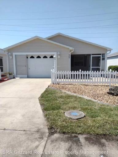 Main picture of 9308 SE 173rd Hyacinth St