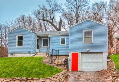 Main picture of 1321 E 33rd Ct