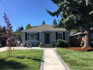Main picture of 413 SE McKinley Ave