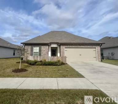 Main picture of 43132 Viewside Ave