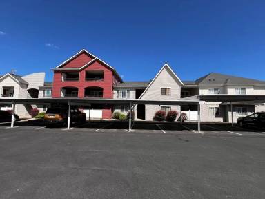 Main picture of 322 N Promenade Loop