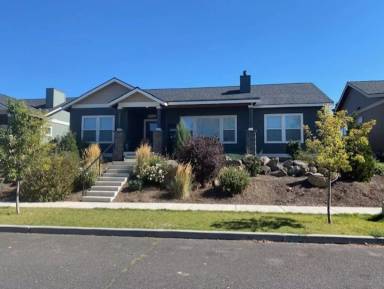 Main picture of 63846 Hunters Cir