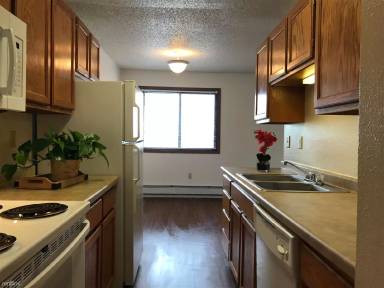 Main picture of Hawken Ridge Apartments