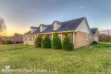 Main picture of 228 Cedar Crst