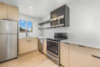 Main picture of 284 E Downington Ave