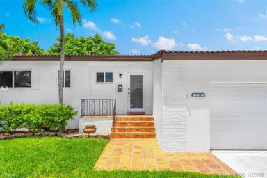 Main picture of 1710 SW 83rd Ave