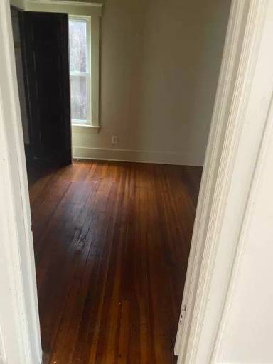 Main picture of 317 Leavenworth Ave