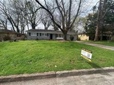 Main picture of 2217 Linde St NW