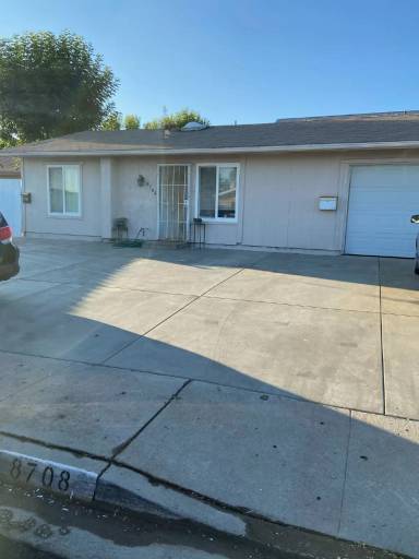 Main picture of 8708 Friant St