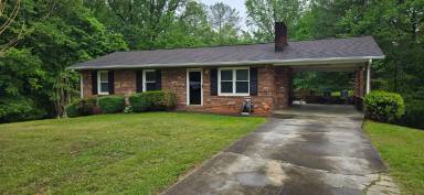 Main picture of 2735 Tablerock Rd