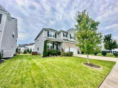 Main picture of 18218 Twin Falls Ln