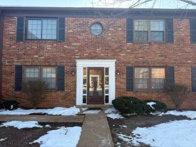 Main picture of 7925 Royal Arms Ct