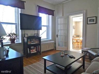 Main picture of 1477 Beacon St