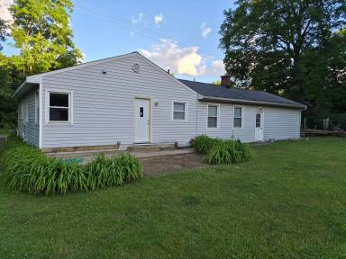 Main picture of 686 N 26th St