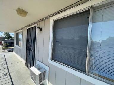 Main picture of 1108 W 5th St