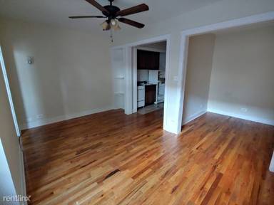 Main picture of 4915 W Belle Plaine Ave