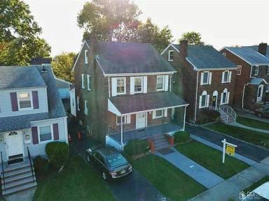 Main picture of 1062 Applegate Ave