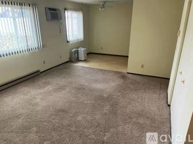 Main picture of 365 Baldwin Ave NW