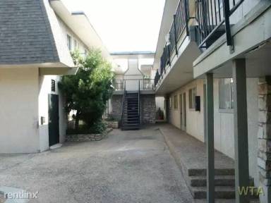 Main picture of Warwick Apartments