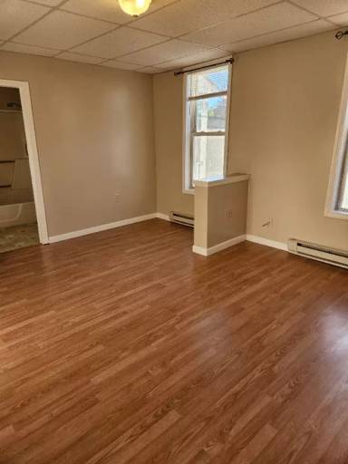 Main picture of 299 Main St