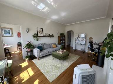 Main picture of 365 N Spaulding Ave