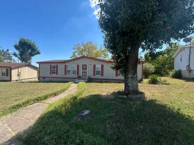 Main picture of 208 Greenbranch Ct