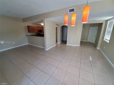Main picture of 11202 NW 83rd St