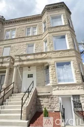 Main picture of 312 E 50th St