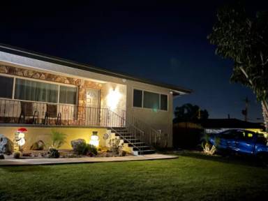 Main picture of 2225 Sea Breeze Dr