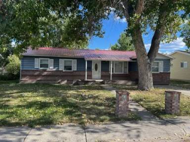 Main picture of 1015 Trigood Dr
