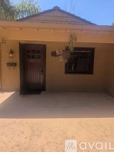 Main picture of 5648 Calzada del Bosque