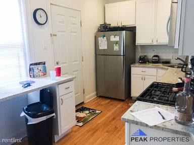 Main picture of 1501 N Wicker Park Ave