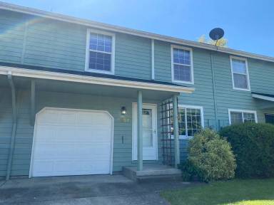 Main picture of 3657 Westleigh St