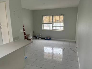 Main picture of 1040 SW 7th Ave