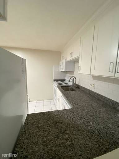 Main picture of 900 Lexington St