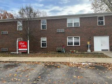Main picture of 205 N Michigan St