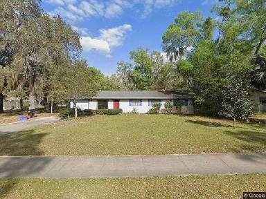Main picture of 3631 NW 19th St