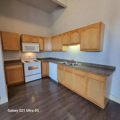 Main picture of 207 S Main St