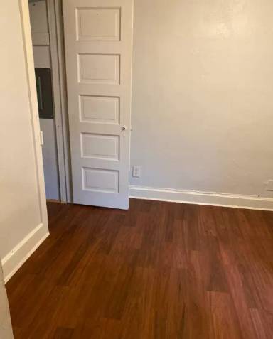 Main picture of 709 W Chestnut St