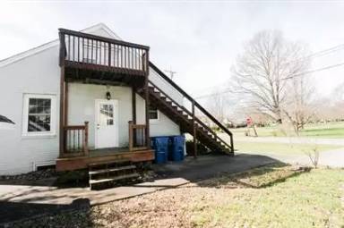 Main picture of 1210 Olive St