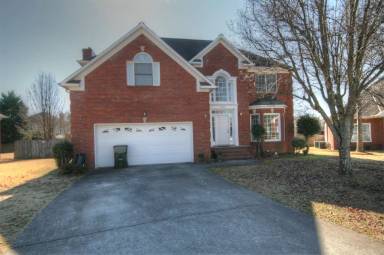 Main picture of 107 Lea Wood Ct