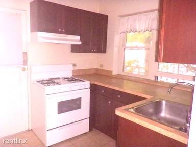 Main picture of 822 Reba Pl