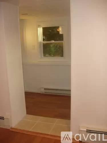 Main picture of 48 Allen Ave