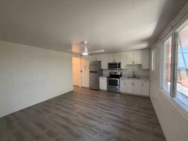 Main picture of 2048 S Beretania St