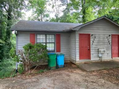 Main picture of 2502 Washington Street Ext