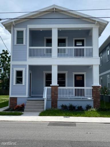 Main picture of 1709 E Columbus Dr