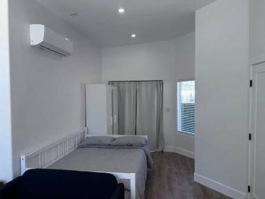 Main picture of 4340 Harbinson Ave