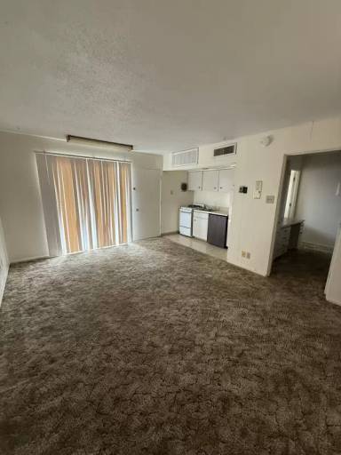 Main picture of 2601 N Kentucky Ave