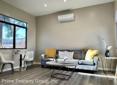 Main picture of 1430 8th Ave